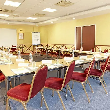 Premiere Classe Marne La Vallee - Saint Georges Hotel