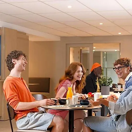 Kyriad Eco - Marne-la-vallée Hotel