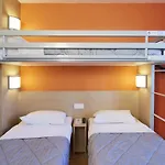 מלון Kyriad Eco - Marne-la-vallee 2*