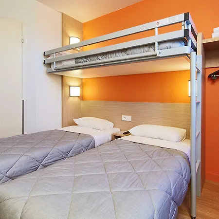 Kyriad Eco - Marne-la-vallee 2*